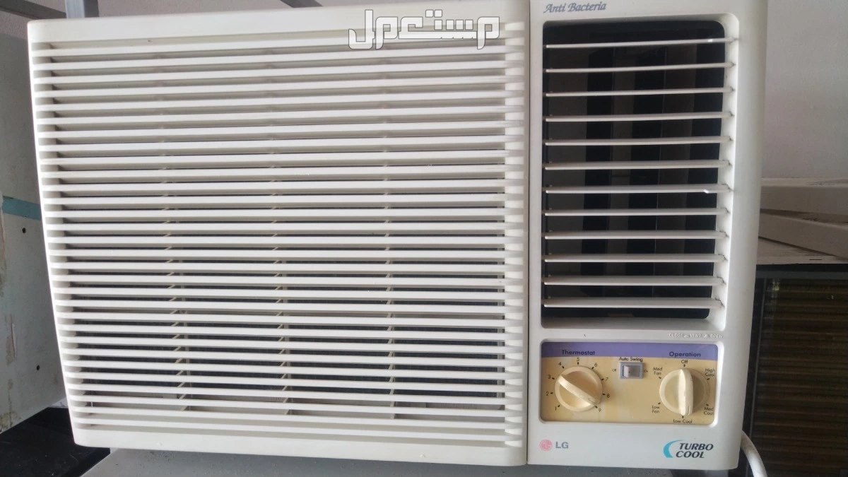 مكيفات شباك مستعمل نظيف الضمان شهر مع توصيل وتركيب