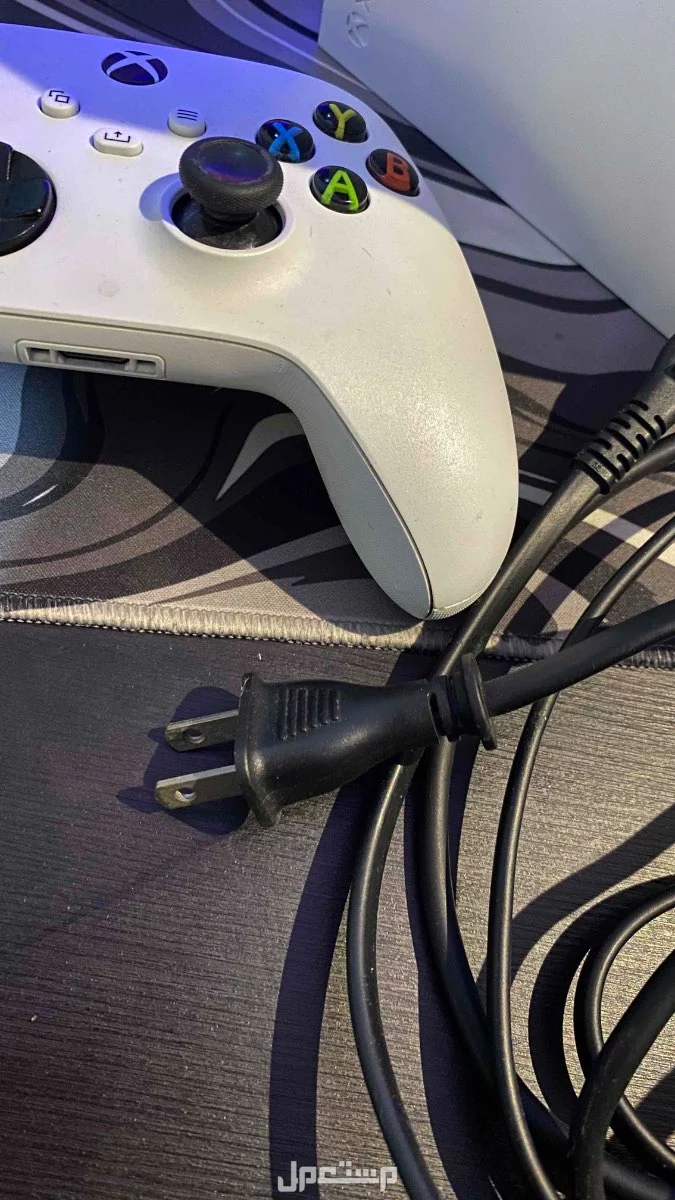 xbox series s في جدة بسعر 800 ريال سعودي