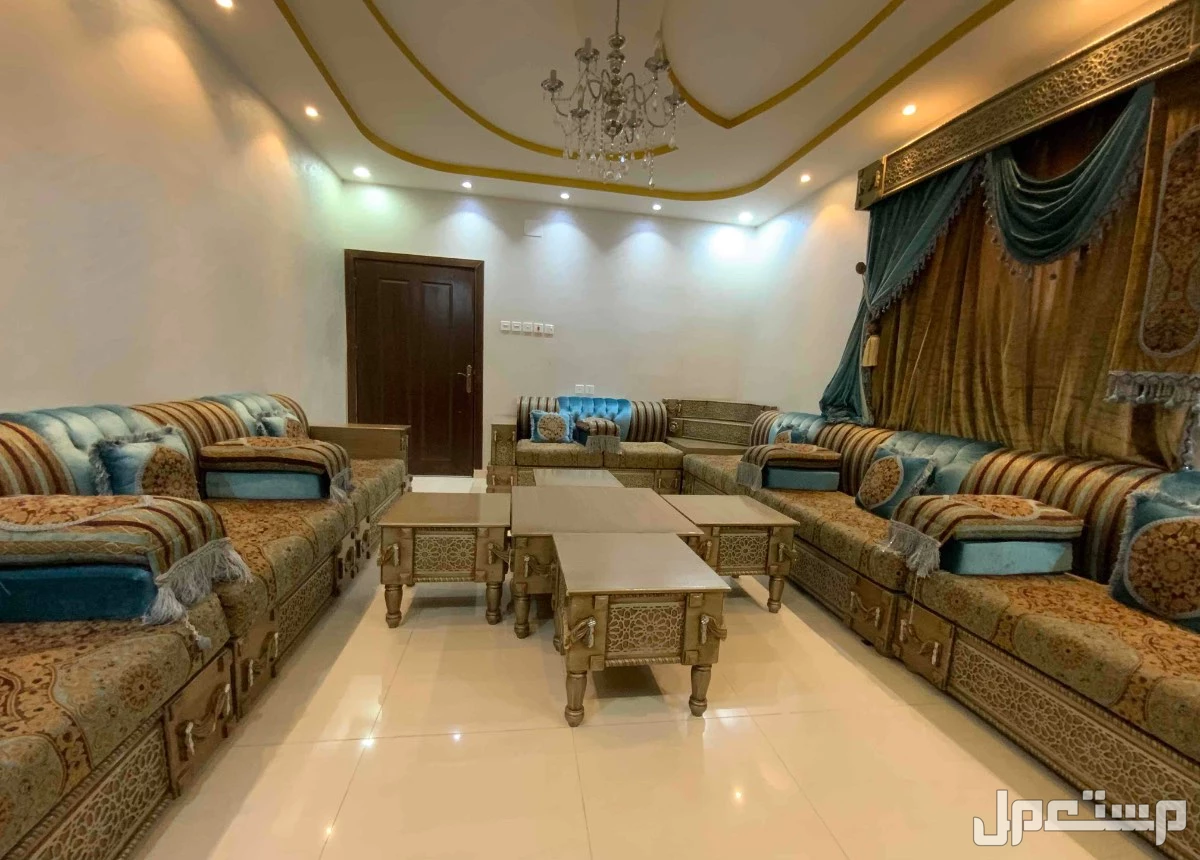 اثا مجاس مستعمل وتفصيل فاخر للبيع