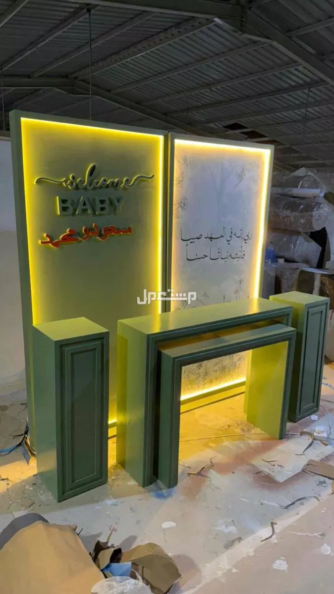 تفصيل و تصميم عربات خشبية و ديكورات خشبية في الرياض بسعر 1200 ريال سعودي