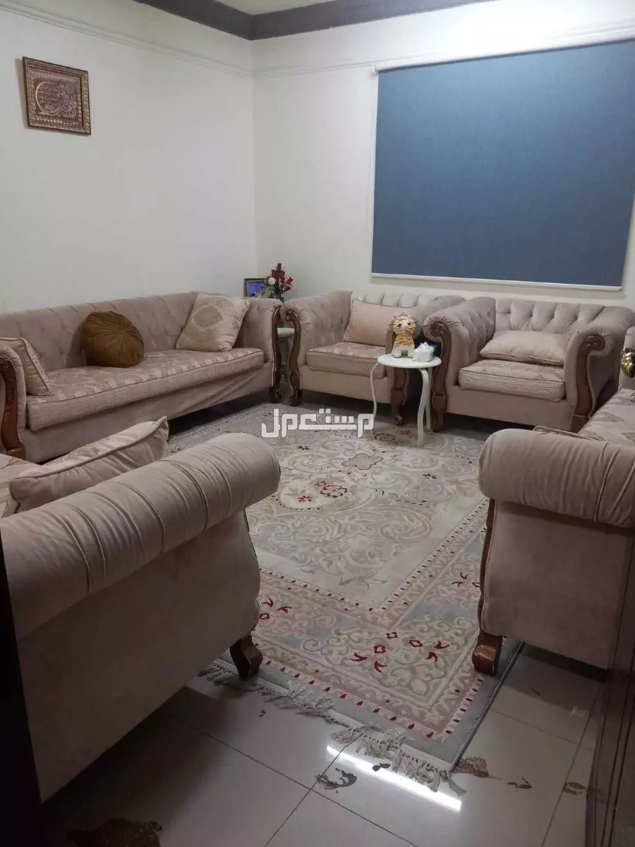 كنب مع طاولات في الرياض بسعر 450 ريال سعودي