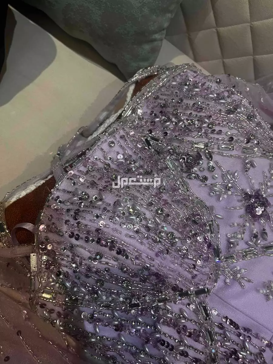 جده فستان موف لبسه واحده   فستان  مووووف