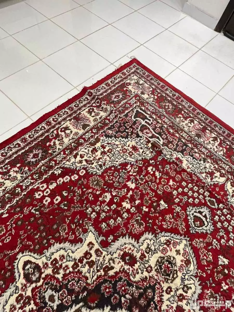 زولية للبيع نظيفه يبي لها غسيل فقط في الطائف بسعر 50 ريال سعودي