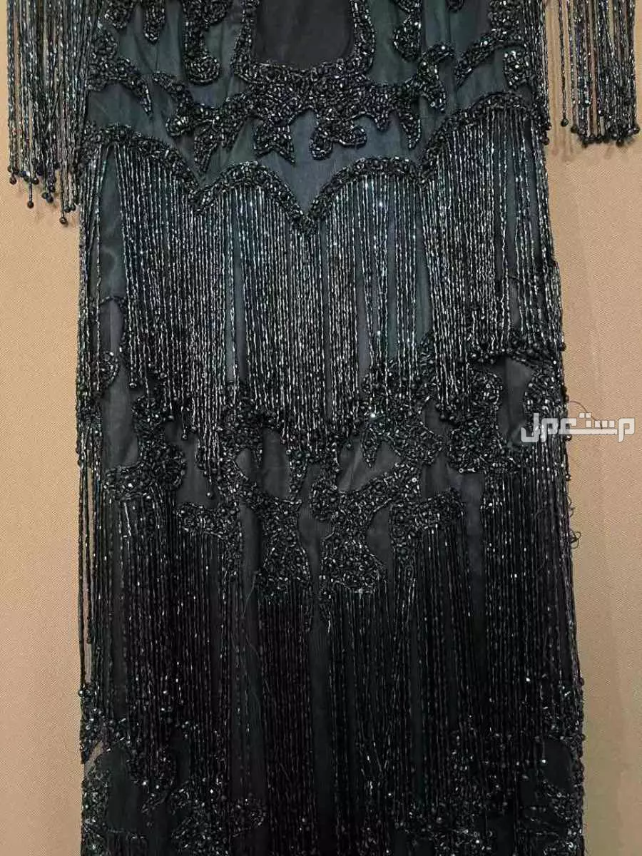 فستانين للبيع فستان زفاف وفستان سهره اسود مقاسات لارج مستعمله مره واحده