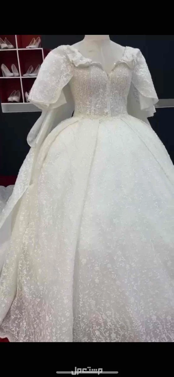 نجران  بسعر 1500 فستان زفاف شك يدوي خرزولؤلؤشفاف. ...........................................................