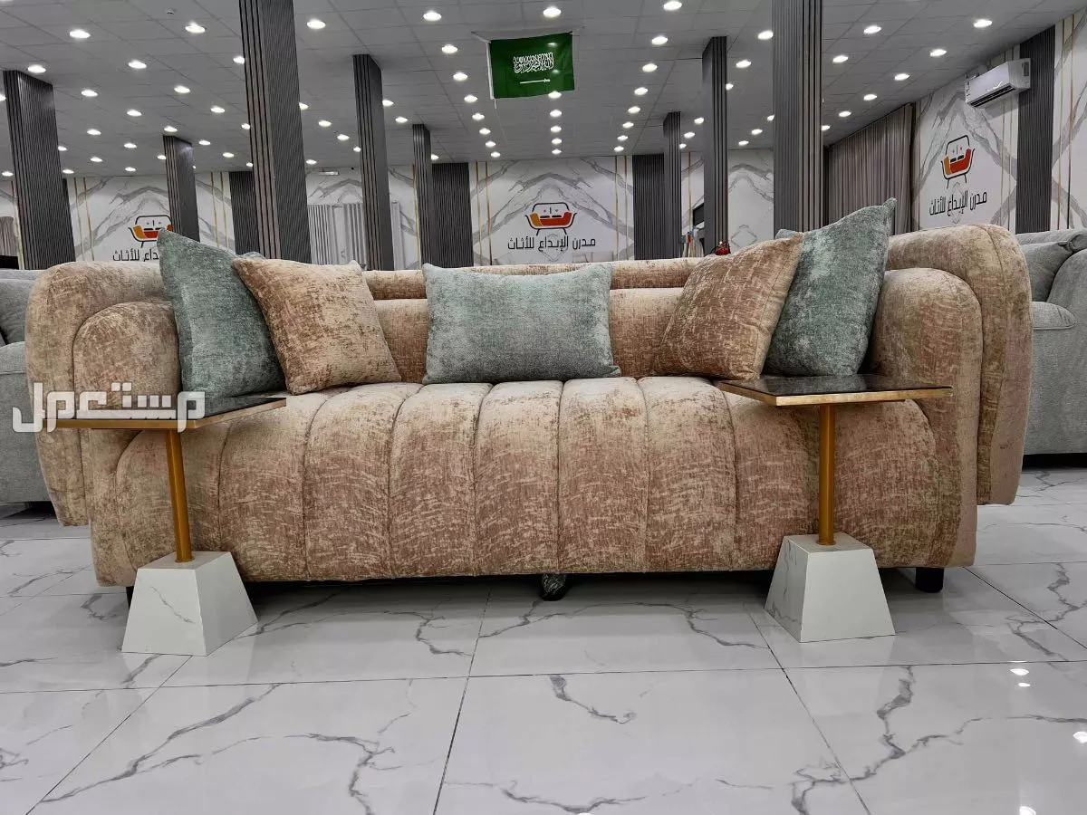الرياض حي لبن طقم 13 شخص موديل العبه بسعر 4500 في الرياض بسعر 4500 ريال سعودي