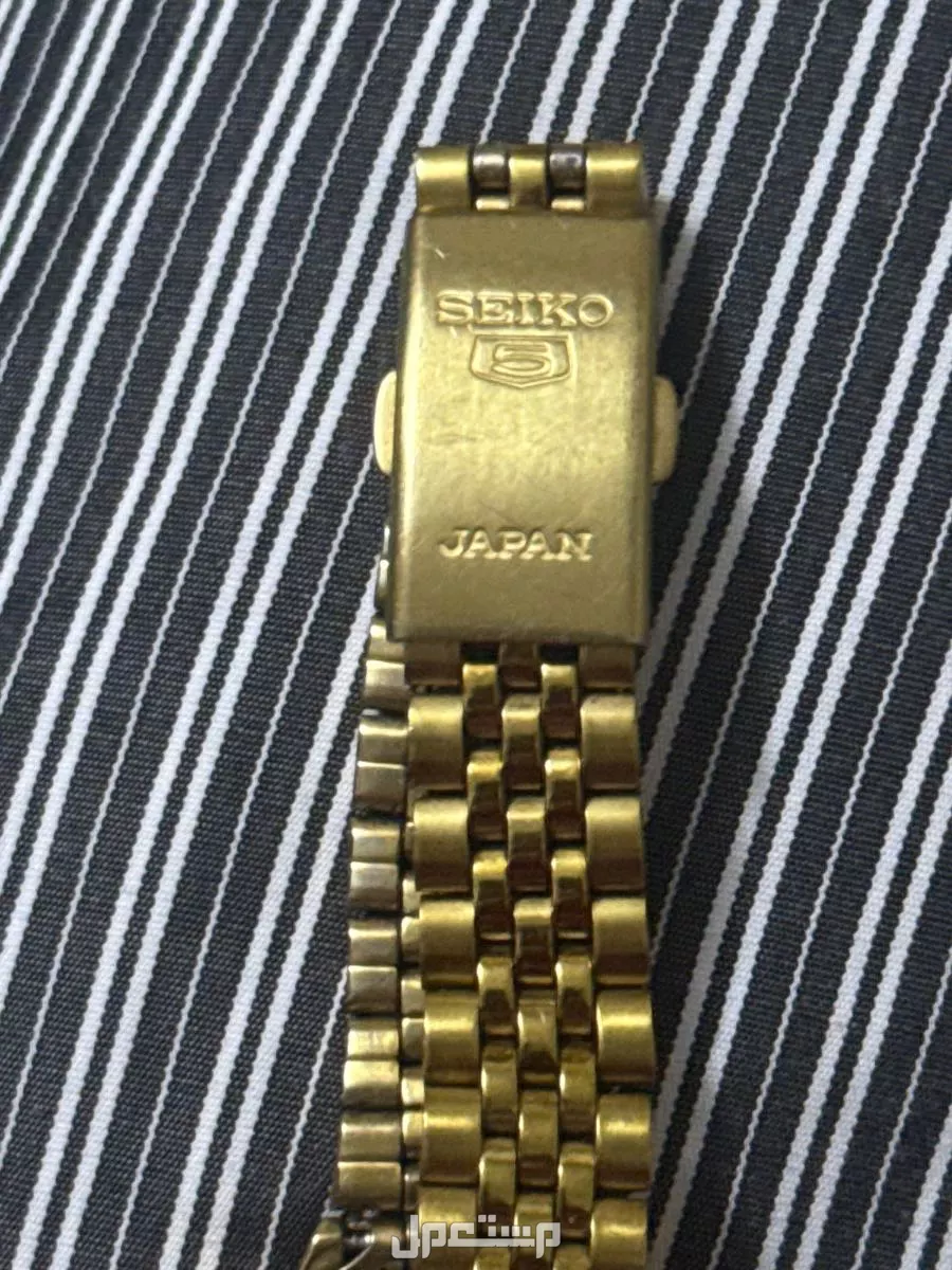 ساعه اصليه من سيكو رهيبه على اليد مرررره لون الساعه Goldماده الساعه ستانلس ستيل في المدينة المنورة بسعر 1053 ريال سعودي