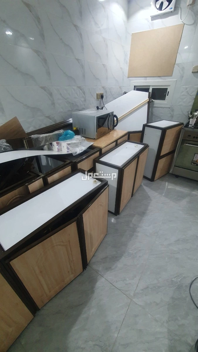 مطبخ مستعمل نظيف مفكوك 3.50 في 2.50 تقريبا