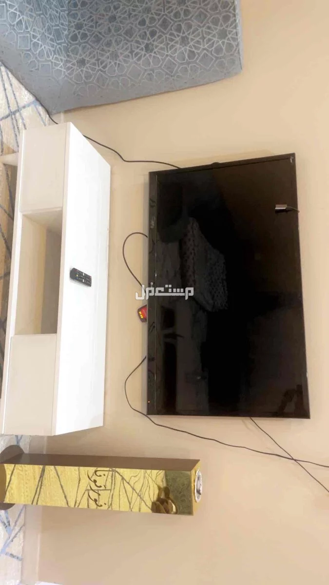 شاشه للبيع LG مقاس 50 بسعر 400