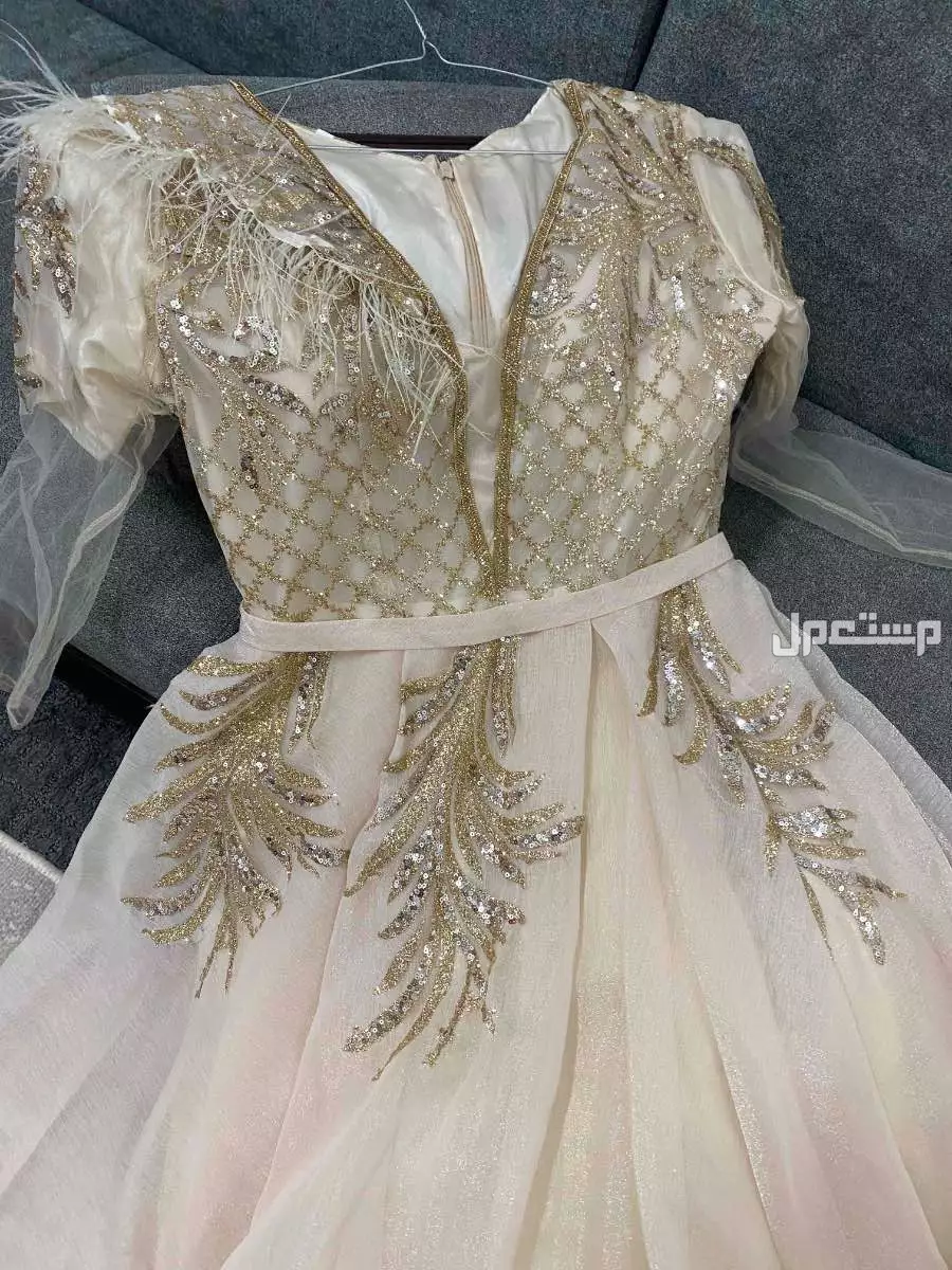 للبيع فستان زواج او ملكه فخم في تبوك بسعر 200 ريال سعودي
