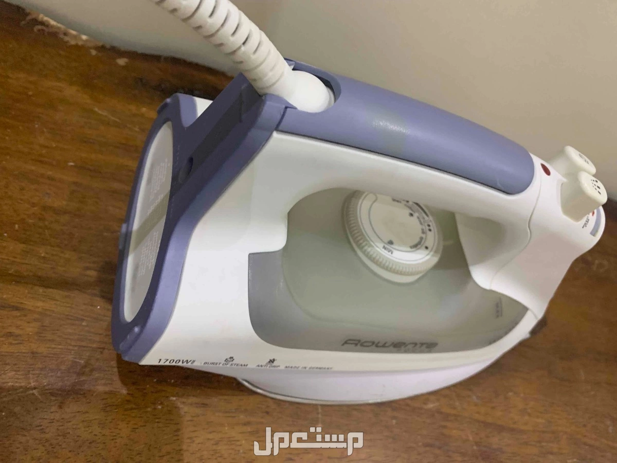 مكواة بخار الماني 1700 Steam Iron, Made in Germany , Watts في الرياض بسعر 150 ريال سعودي