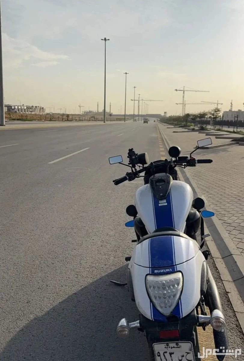 للبيع دباب سزوكي بوليفارد M109r