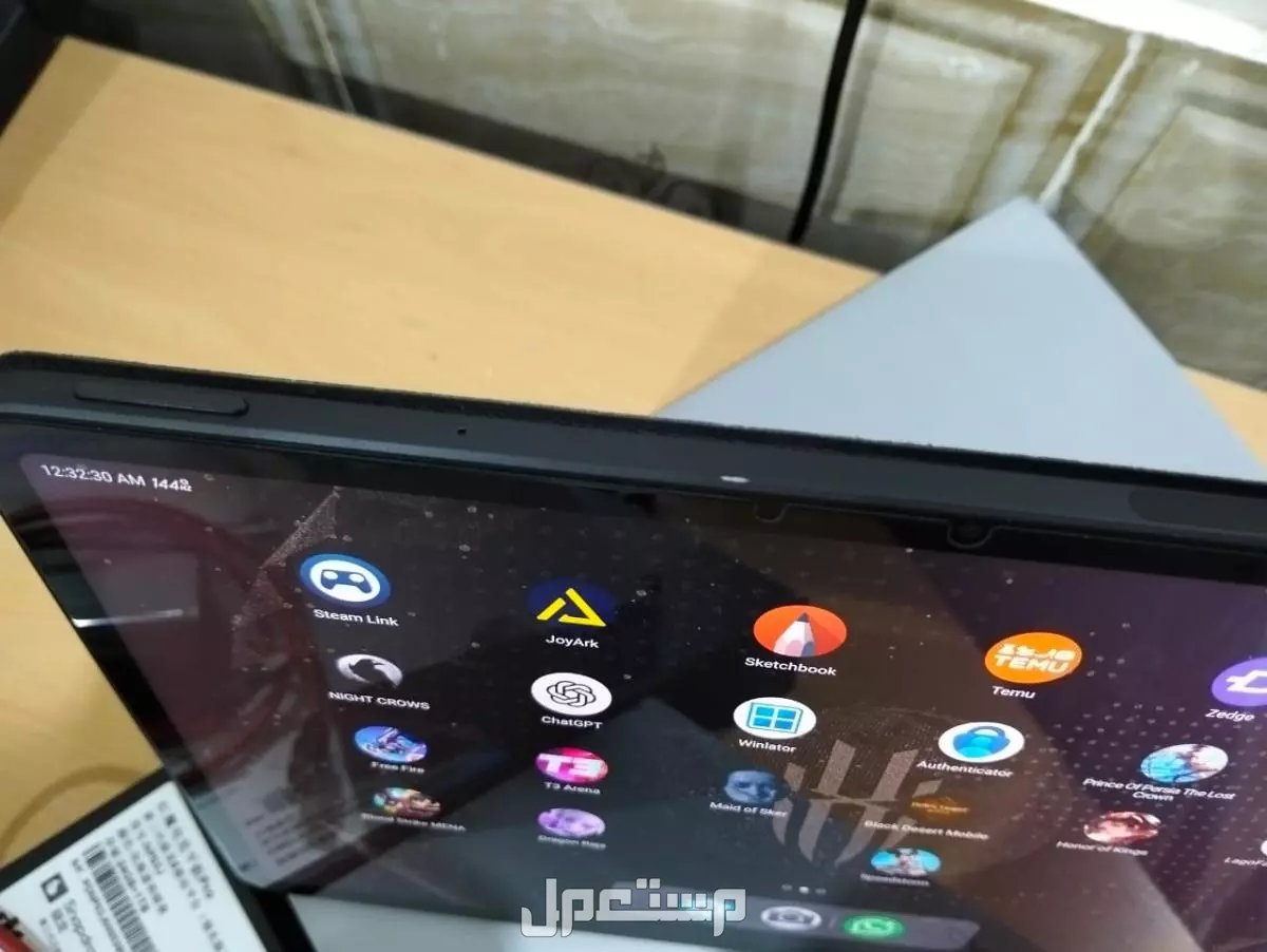 REDMAGIC Nova Gaming Tablet 1TB 24GB Snapdragon8 في تبوك بسعر 3400 ريال سعودي خدش بسيط جدا في الأعلى