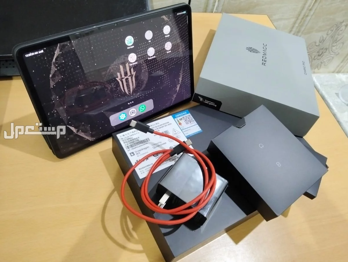 REDMAGIC Nova Gaming Tablet 1TB 24GB Snapdragon8 في تبوك بسعر 3400 ريال سعودي الملحقات