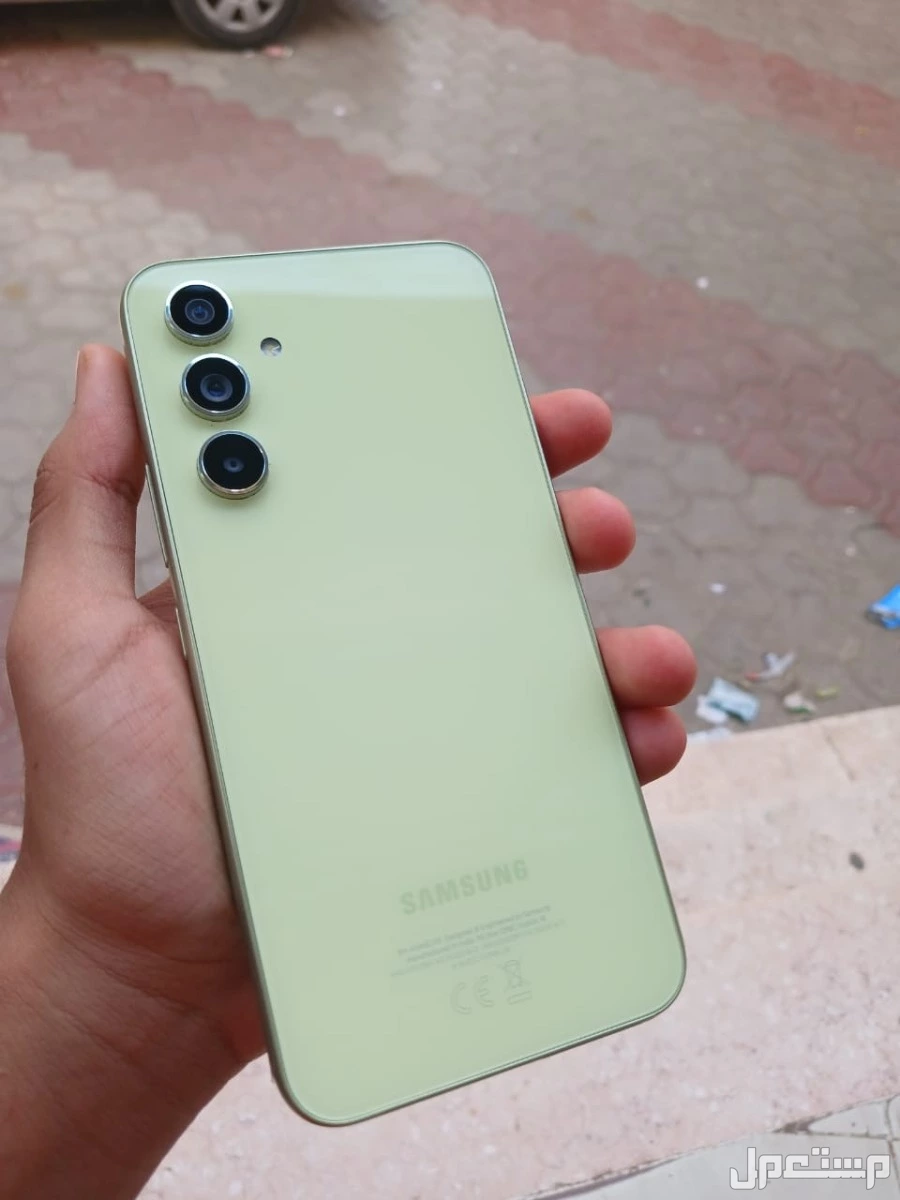 Samsung a54  ماركة سامسونج في مركز الفيوم بسعر 15 ألف جنيه مصري