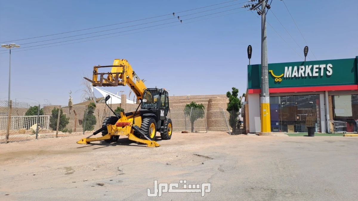 manlift for rent in Madinah 2024
