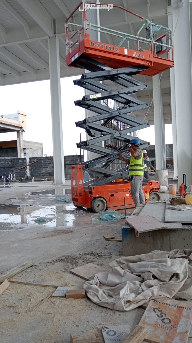 manlift for rent in Madinah 2024