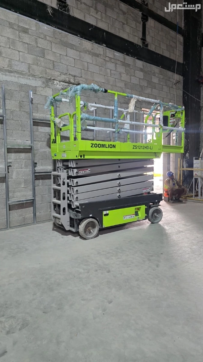 manlift and Caesarlift for rent in Tabuk 2024