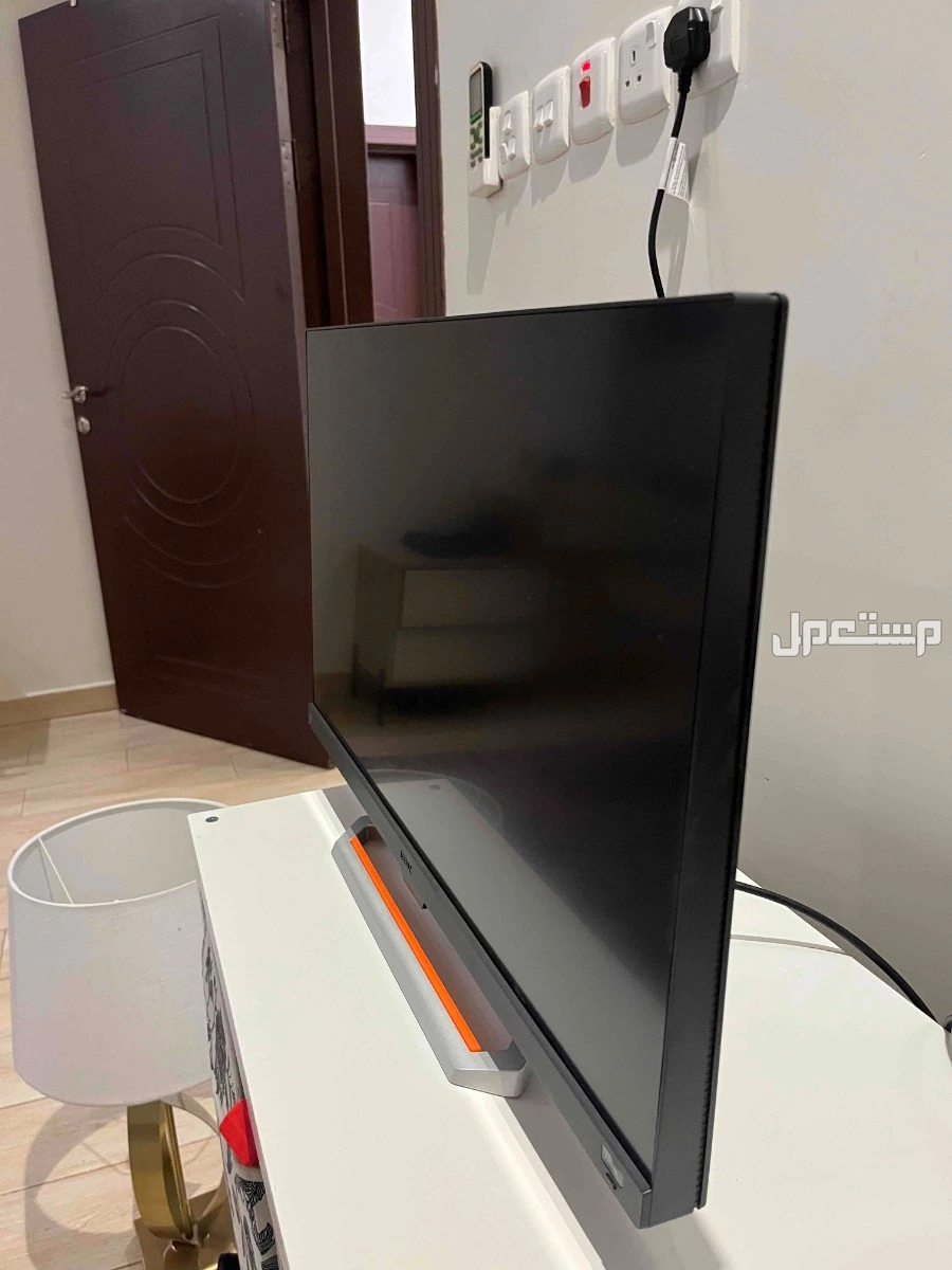 للبيع شاشة BenQ MOBIUZ EX2710S بحالة ممتازه