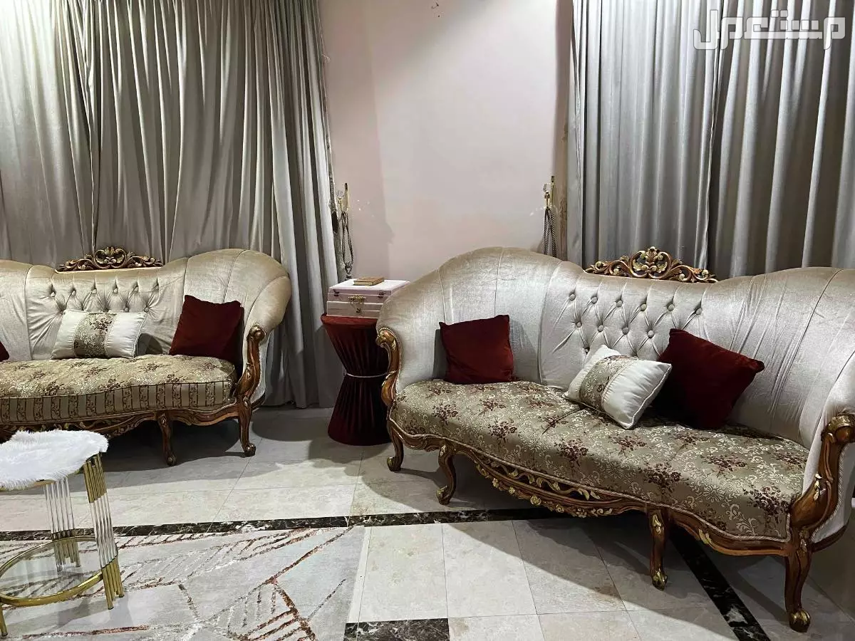 كنب  للبيع في مكة مع الطاولات ب1500 جديد