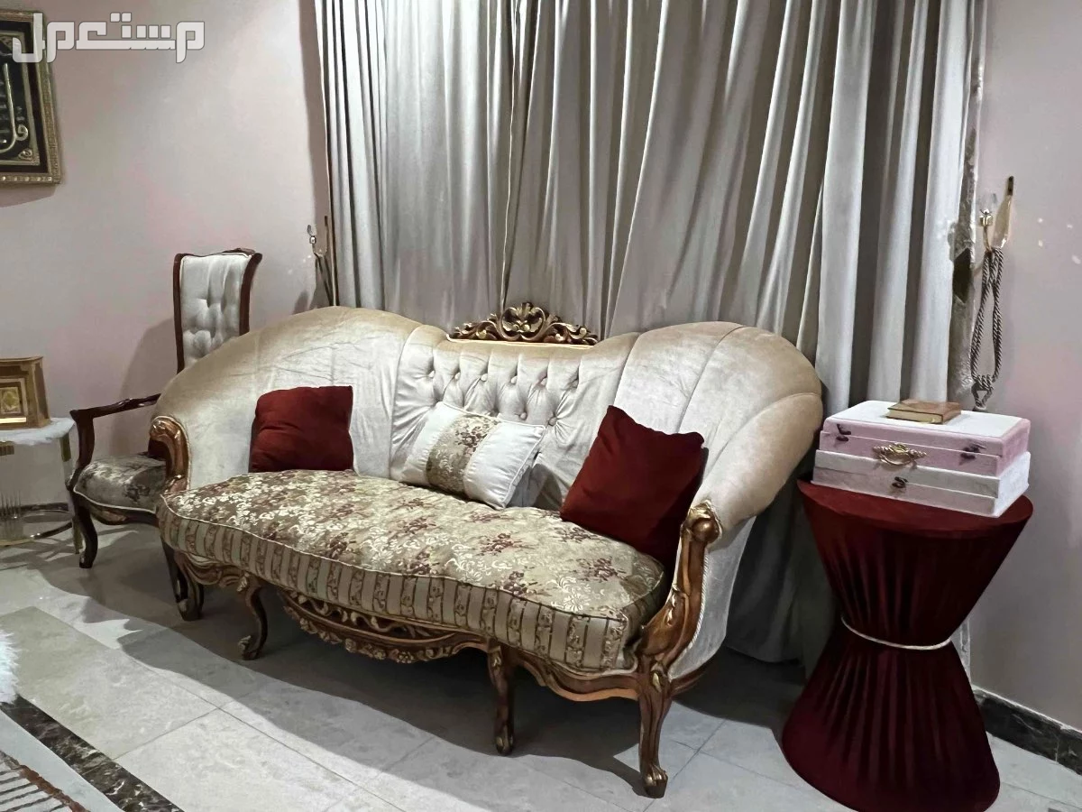 كنب  للبيع في مكة مع الطاولات ب1500 جديد