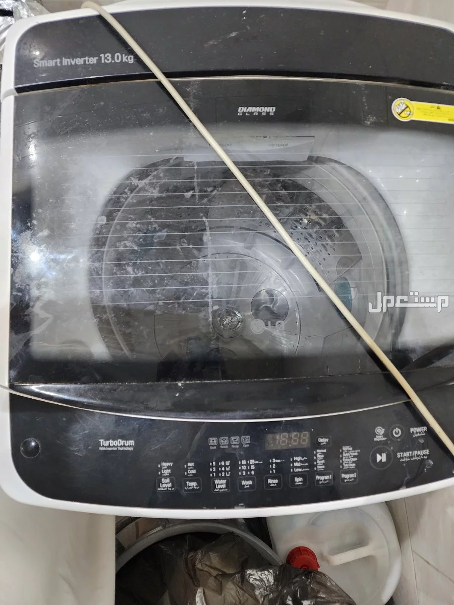 غساله من LG نظيف بس فيها مشكله بين فتره وفتره تحبس مويه بس