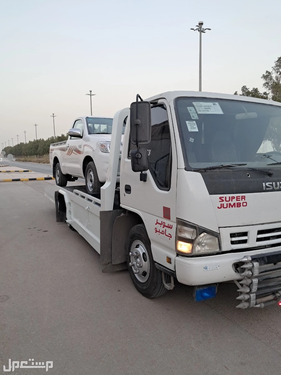 في الرياض الشفاء حي عكاظ  بجوار جامع العصيمي