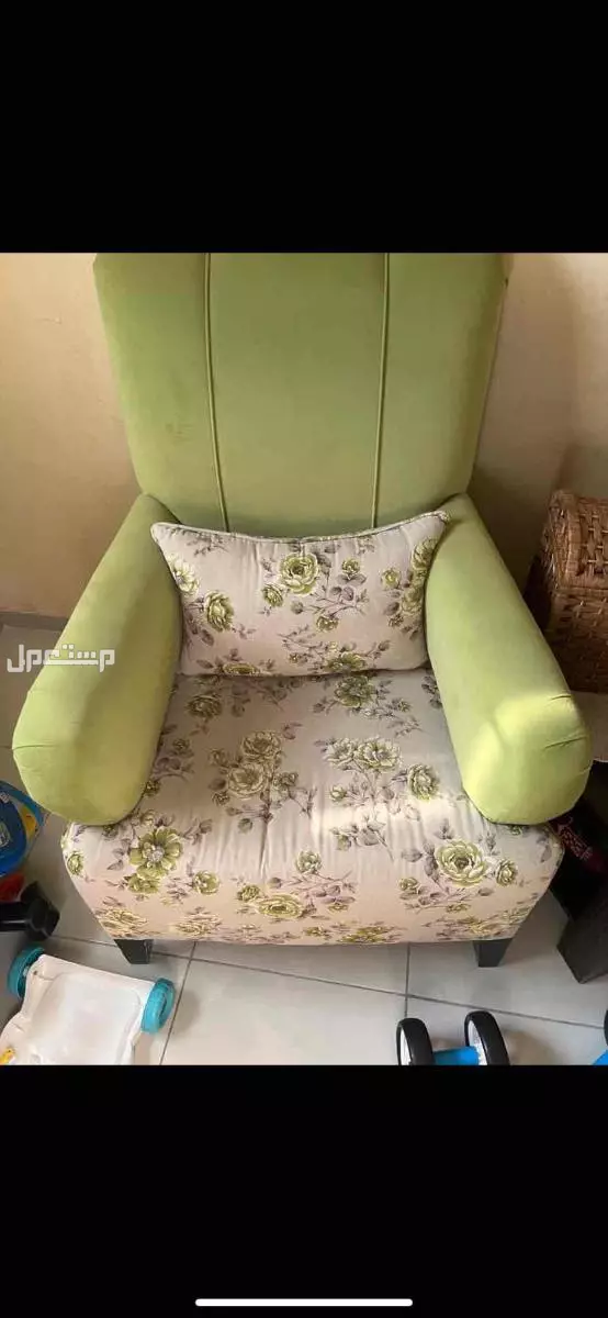 كنب مستعمل  في جدة بسعر 1300 ريال سعودي