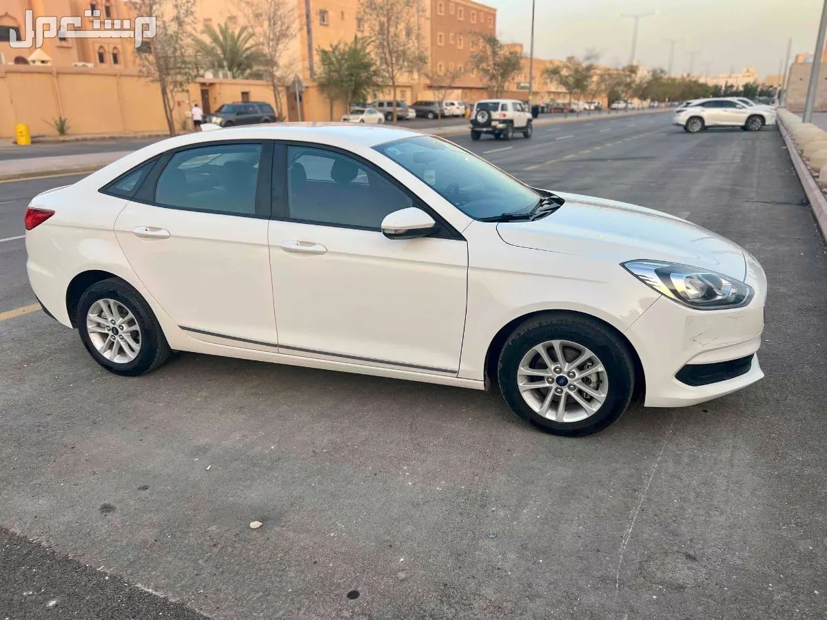 فورد اسكورت 2020 في الرياض بسعر 35 ألف ريال سعودي