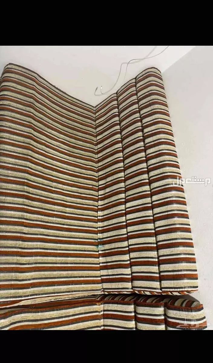 كنب 4 قطعه في البكيرية بسعر 150 ريال سعودي