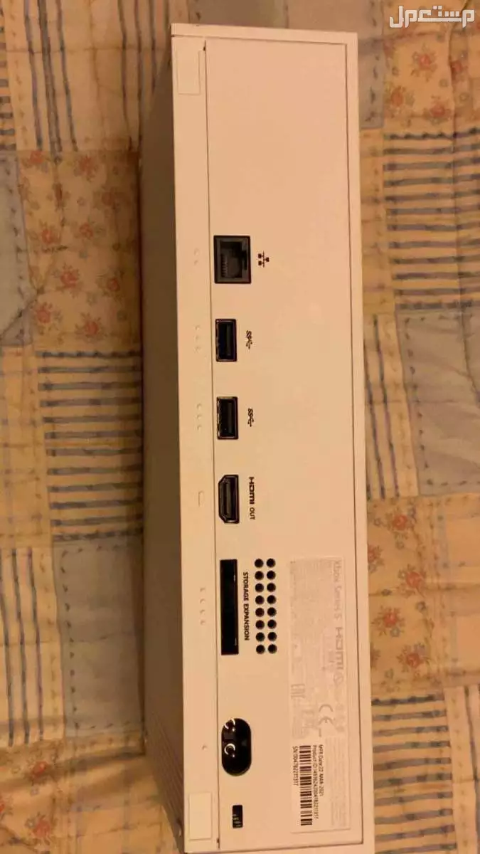 Xbox series s ( للبيع السعر غير قابل للتفاوض ( البيع مستعجل