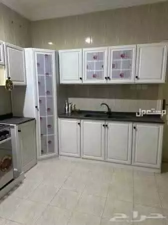 معلم مطابخ فك وتركيب جميع انواع المطابخ وغرف نوم