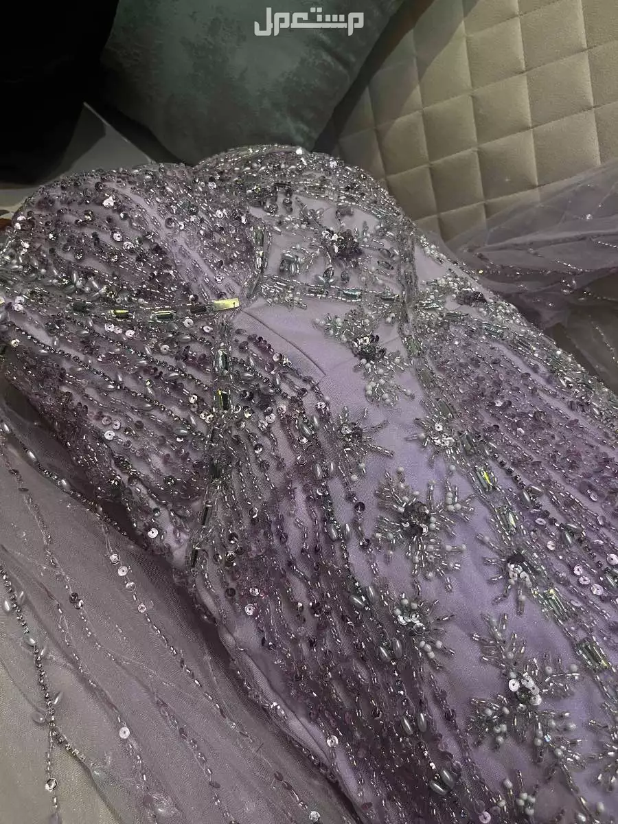 فساتين جديده لبسه واحده فقط اربع ساعات