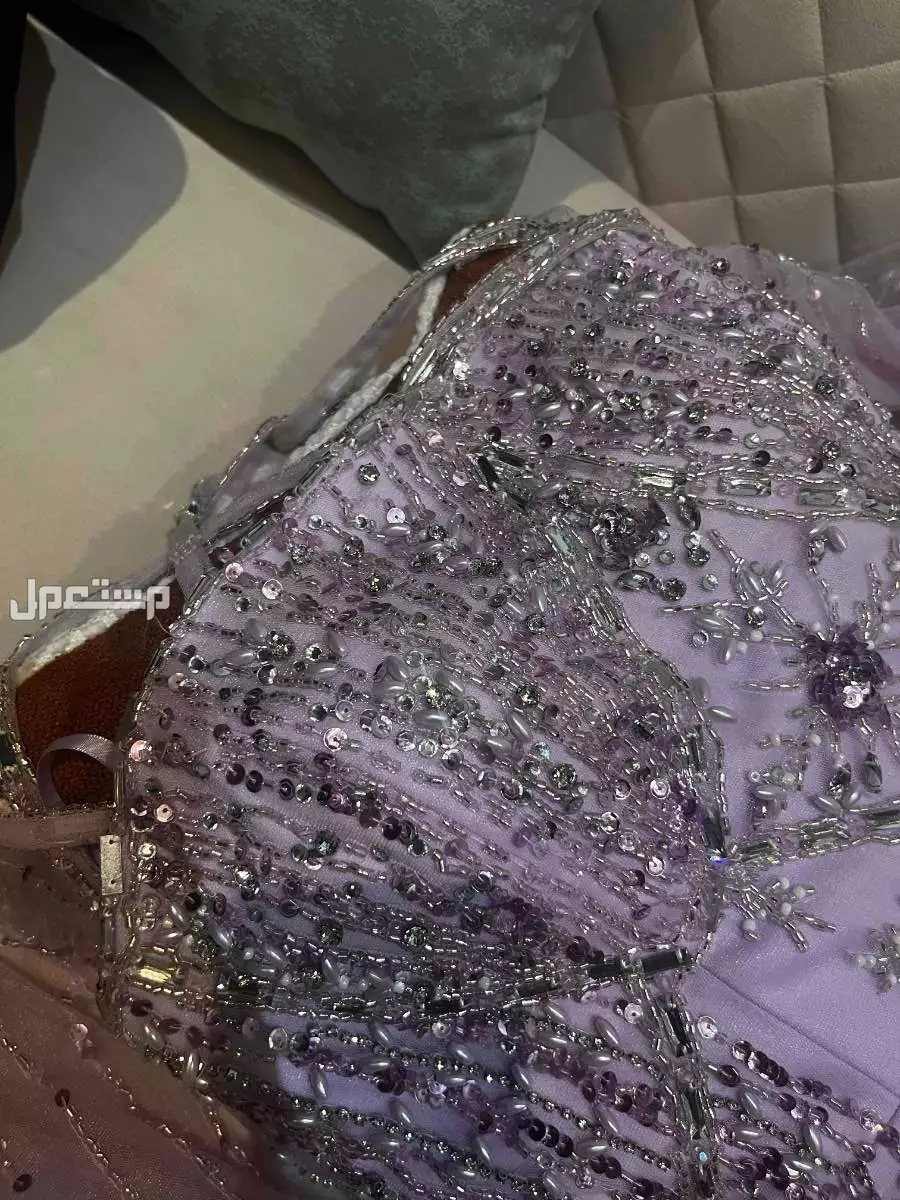 فساتين جديده لبسه واحده فقط اربع ساعات