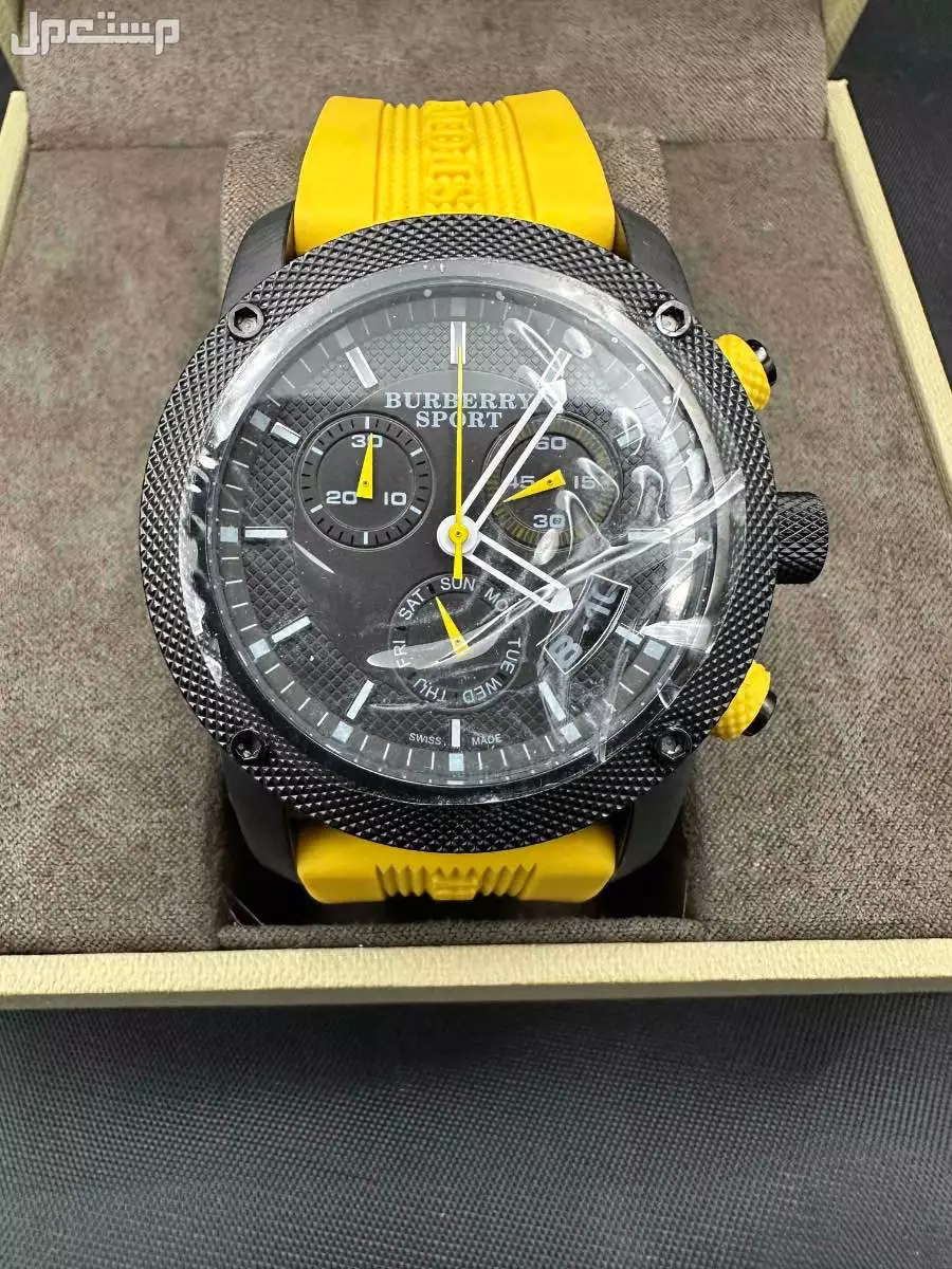 إعلان بيع ساعة Burberry Sport Chronograph BU7700 جديدة