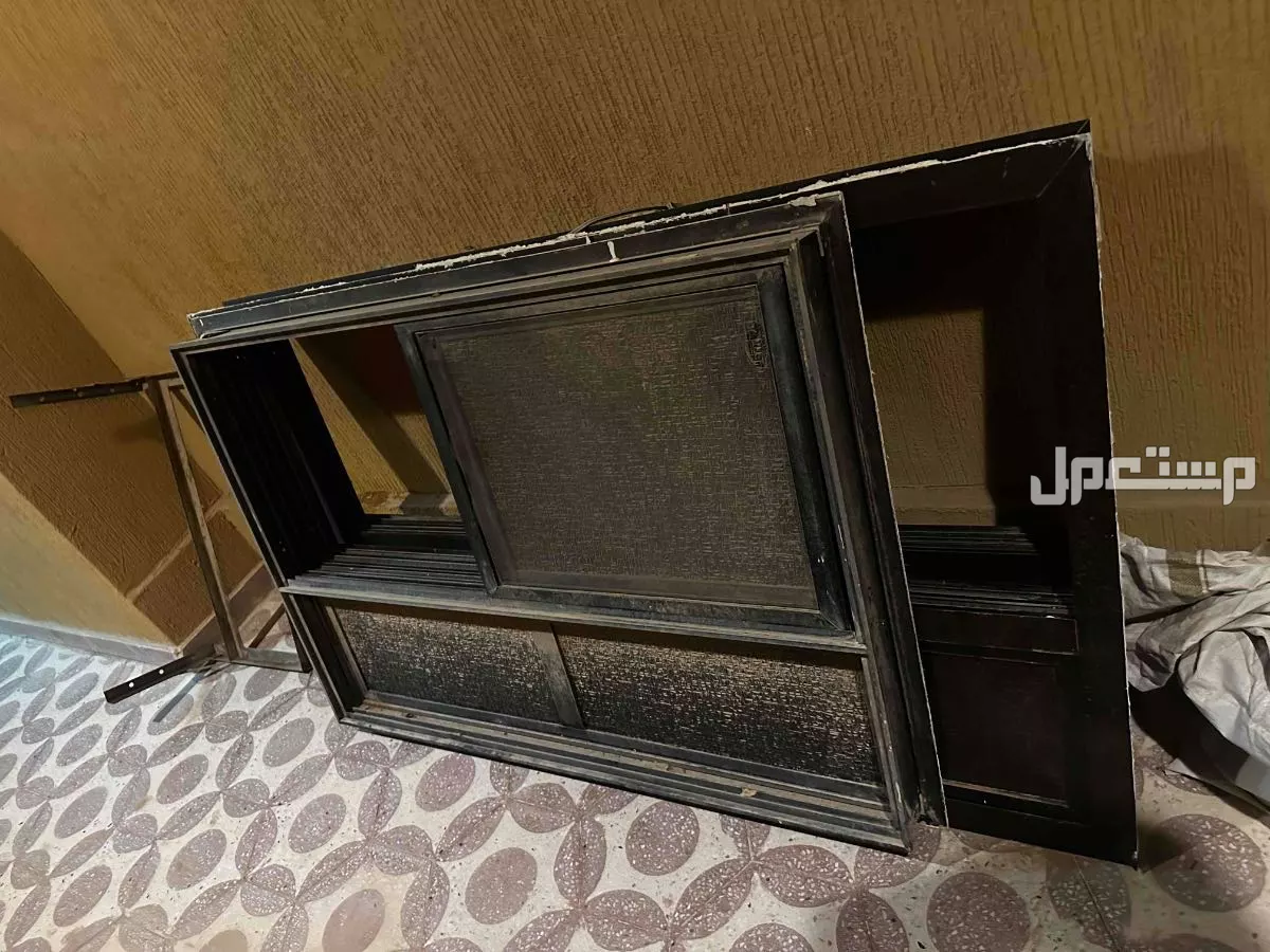 كنب وغساله للبيع والبيع سمح في الرياض