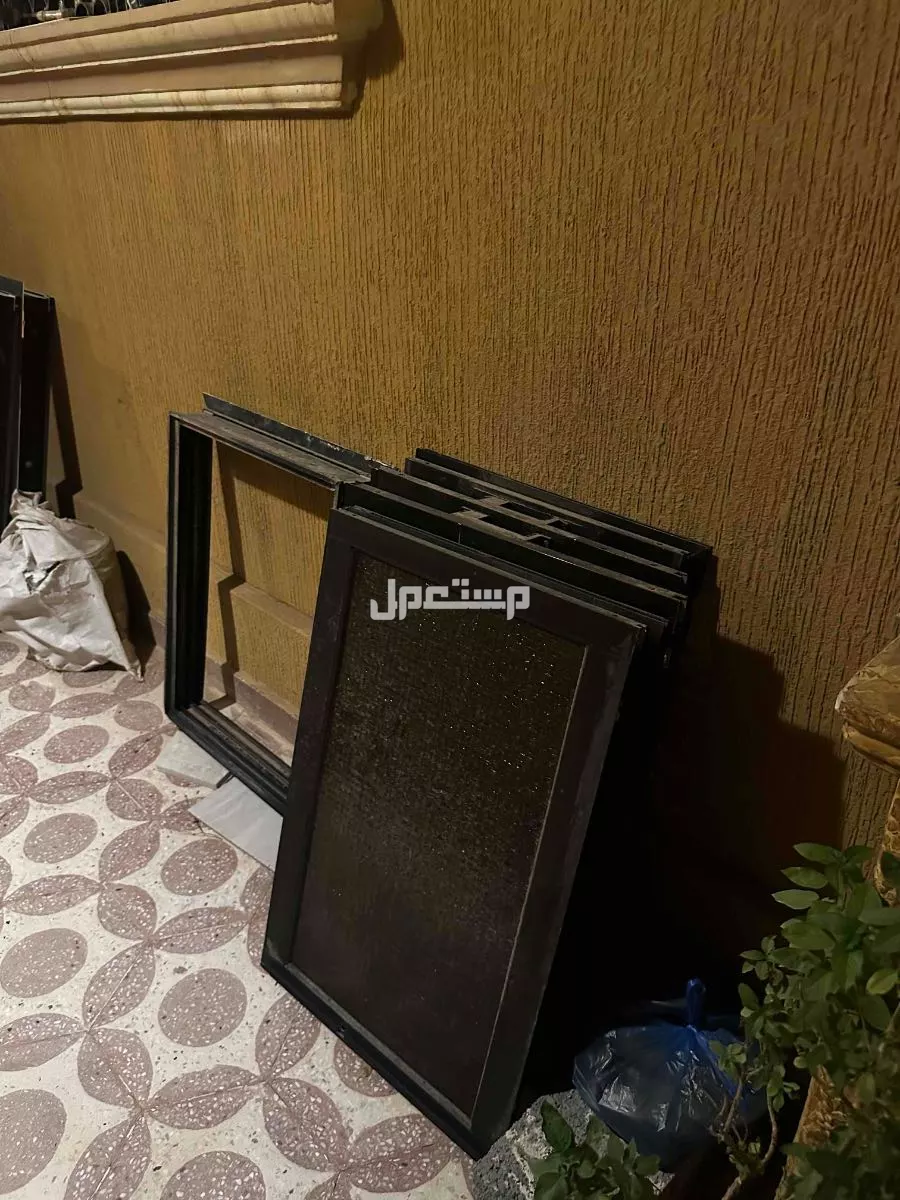 كنب وغساله للبيع والبيع سمح في الرياض