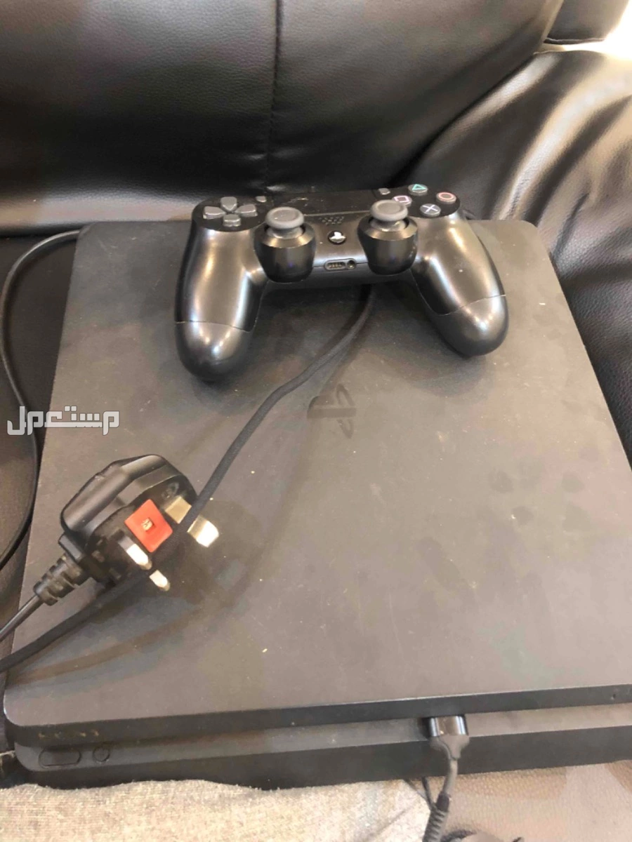 سوني 4 المطور للبيع الجهاز نضيف الموقع جده السعر 450 ريال في جدة بسعر 450 ريال سعودي