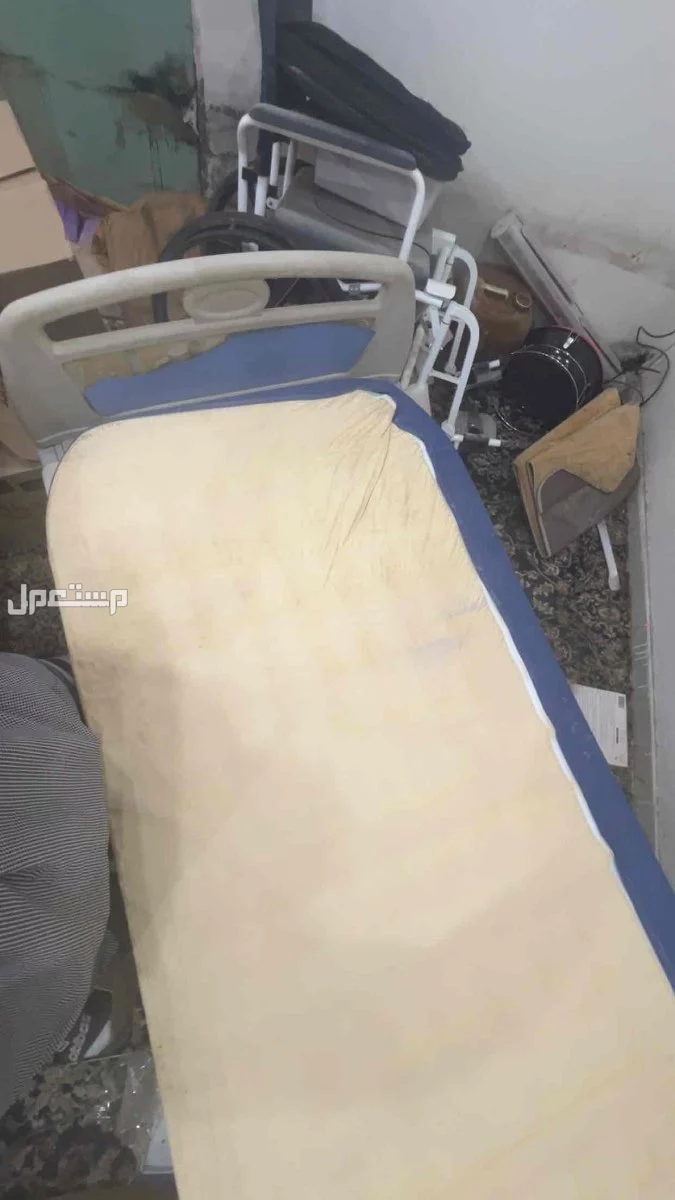 السلام عليكم سرير طبي نضيف شغال