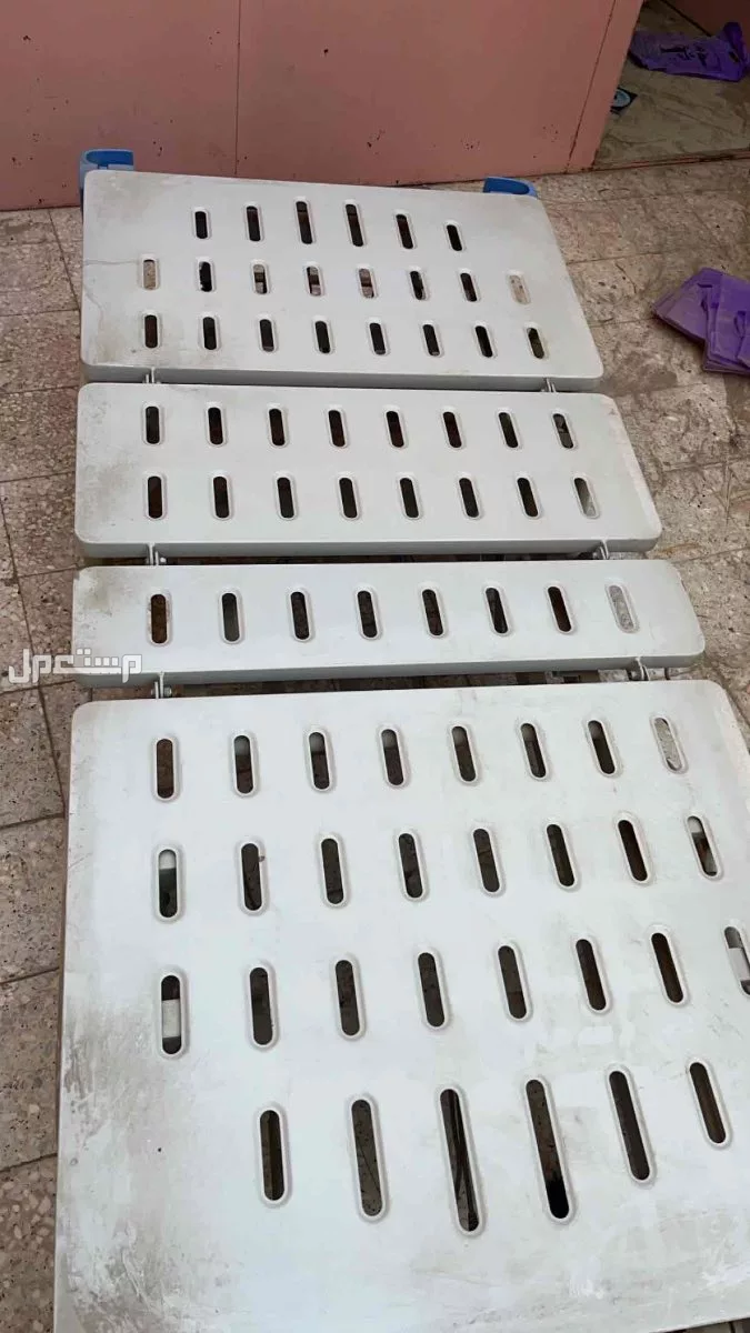 السلام عليكم سرير طبي نضيف شغال