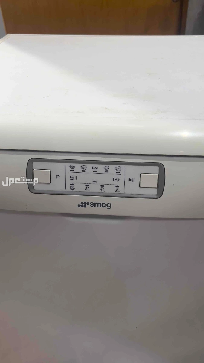 غسالة صحون بحالة جيدة من شركةsmeg في الرياض بسعر 350 ريال سعودي
