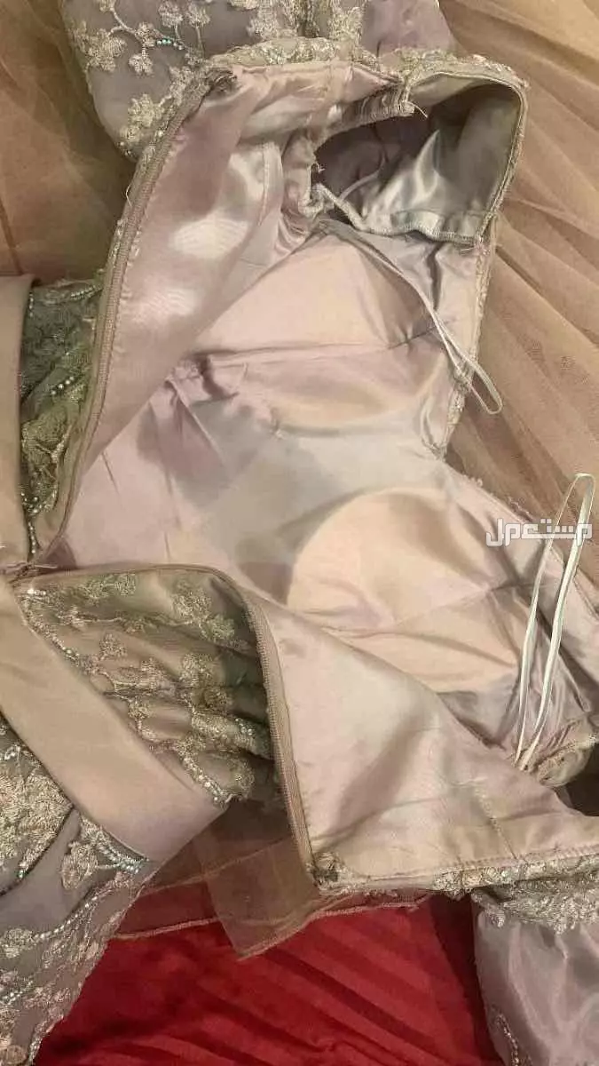فستان ناعم للمناسبات في جدة بسعر 200ريال سعودي