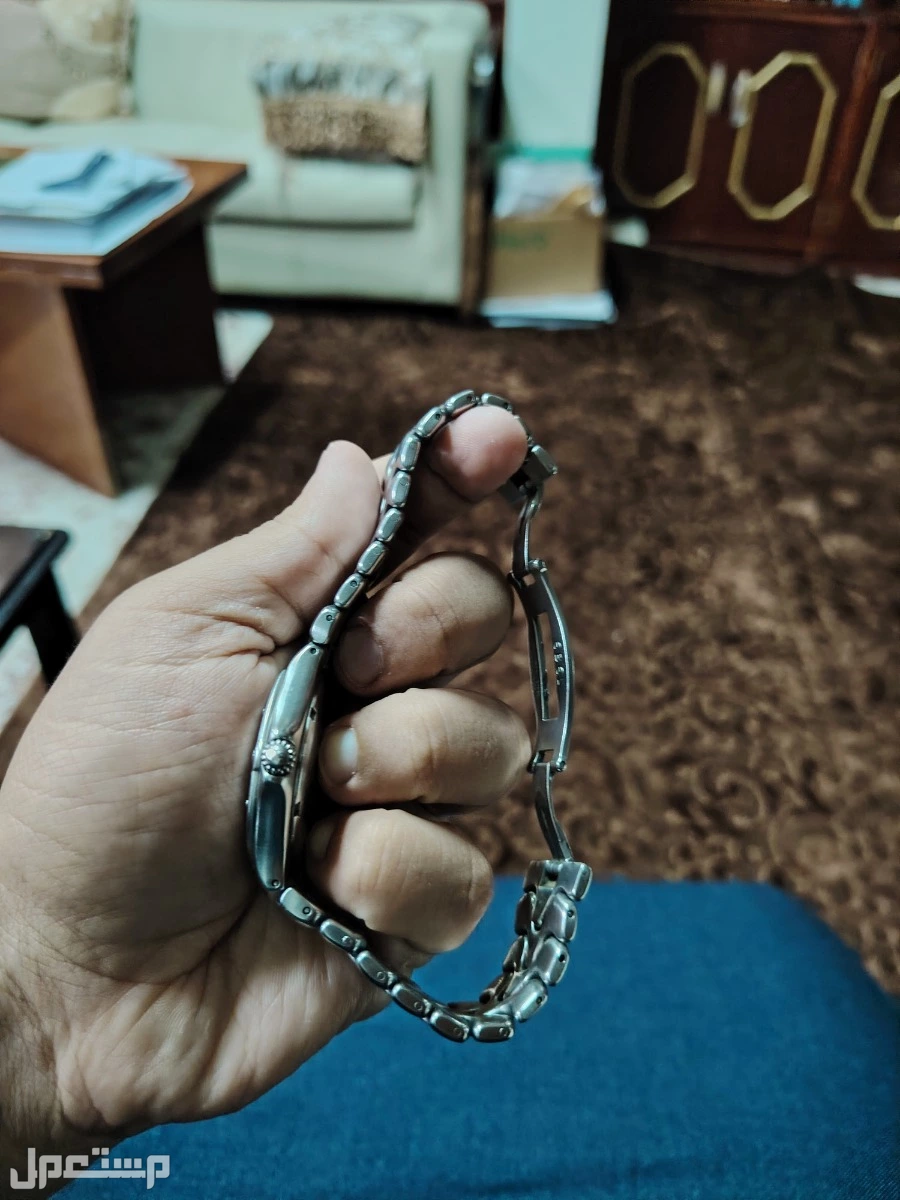 ساعة ebel نظيفه مقطوعه من السوق تم ايقاف تصنيعها