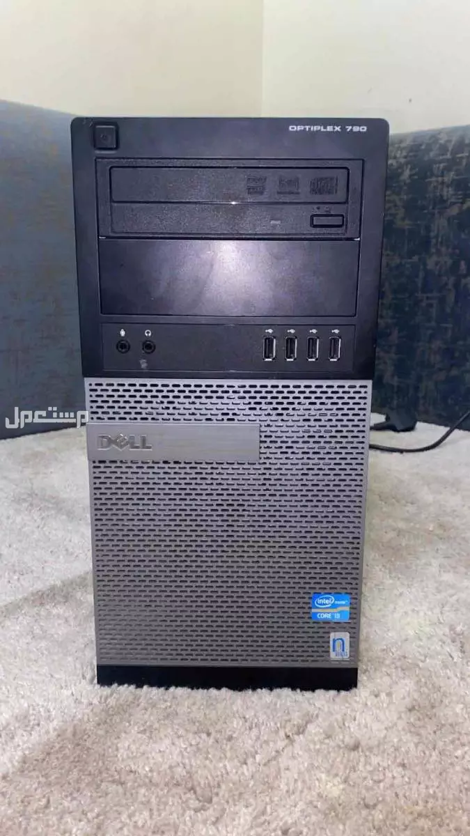 كمبيوتر مكتبي بملحقاته في أبهــــا بسعر 700 ريال سعودي