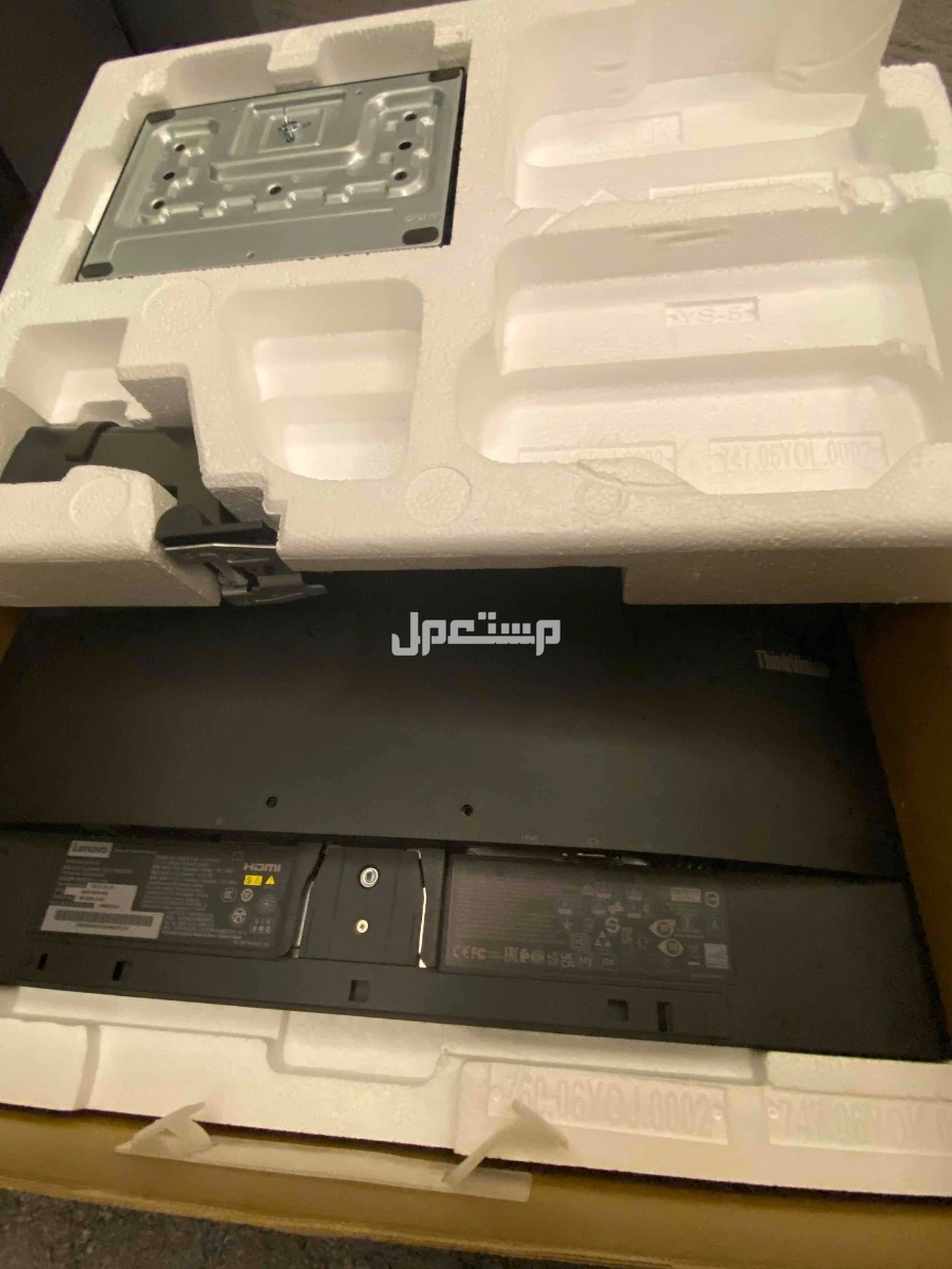 كمبيوتر مكتبيPC لينوفو ثينك سنتر استخدام اقل من شهرين