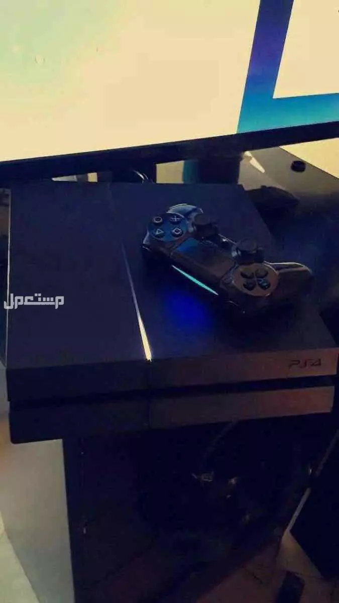 سوني بلايستيشن 4 للبيع نظيف  في الرياض بسعر 450 ريال سعودي