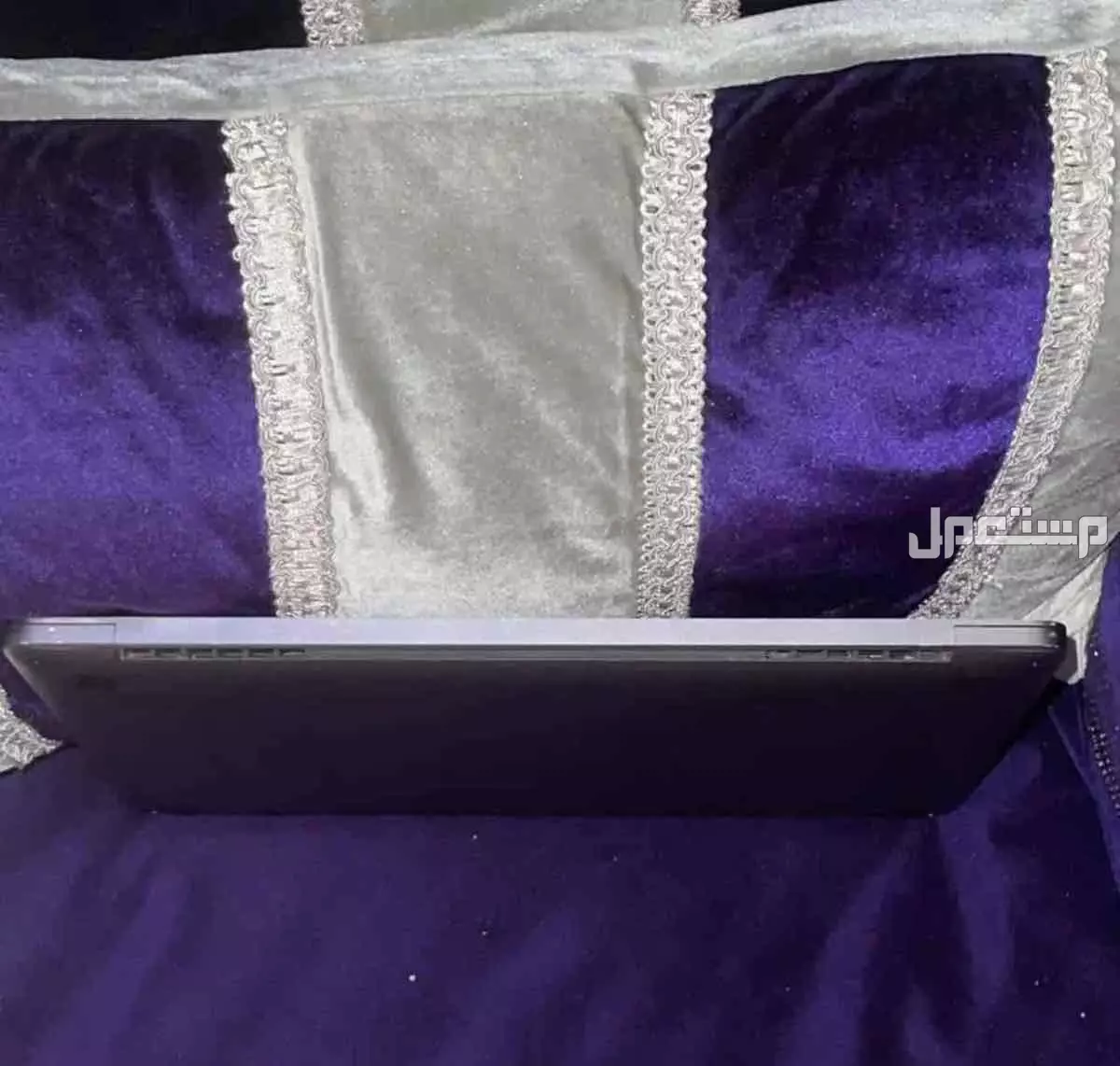 ماك بوك برو 13 انش مساحة 256جيجابايات AppleM2 ماركة أبل في الرياض بسعر 5500 ريال سعودي