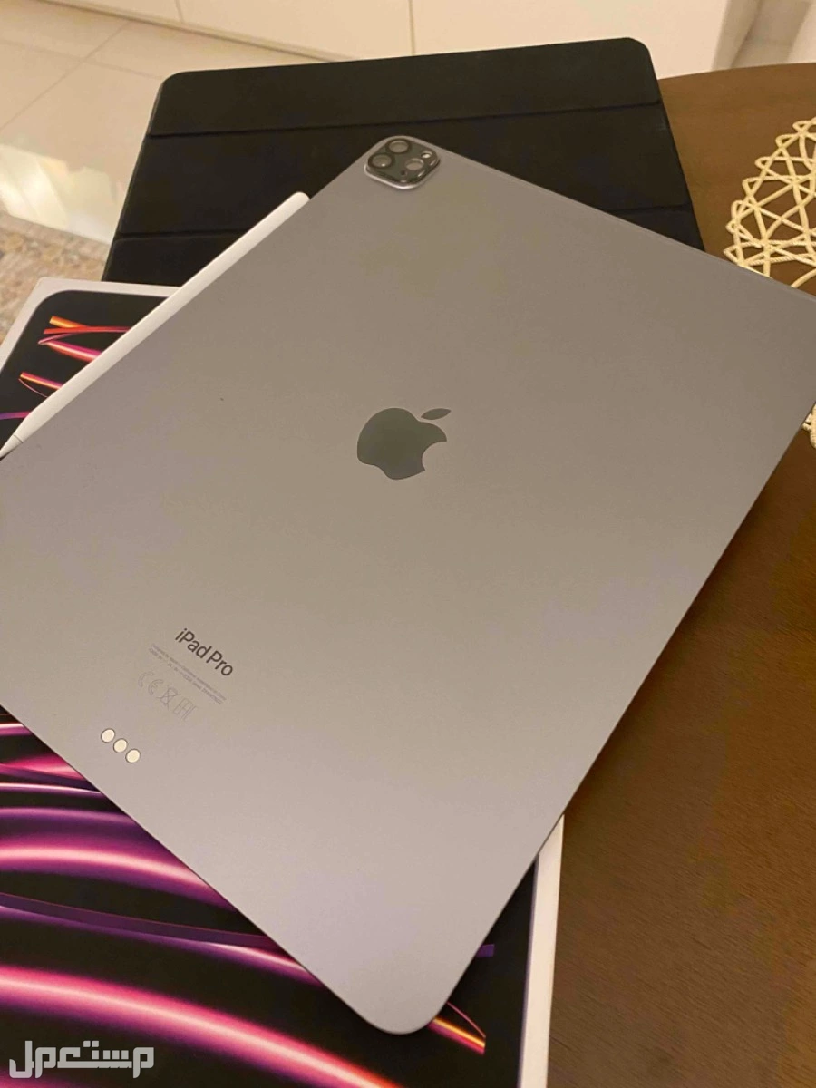 ايباد برو ipad pro 12.9 الجيل السادس sixth generation مستخدم نظيييف