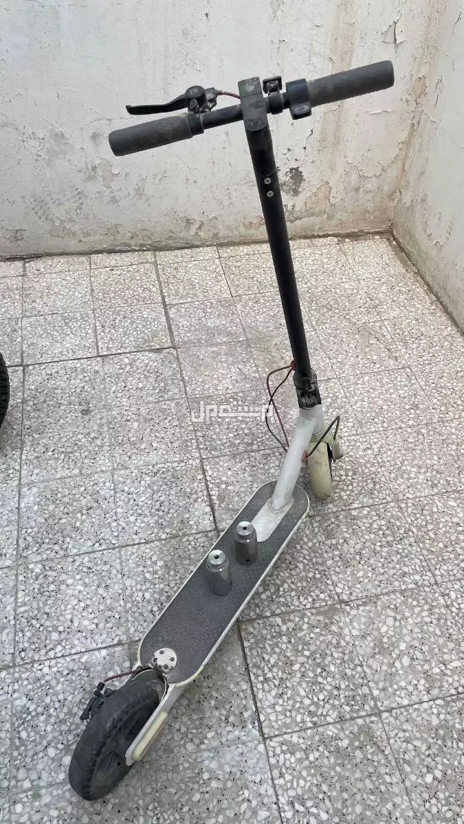 سكوتر شاومي نضيف في الأحساء على السوم ماسيم ولا يجي الا الصامل نضيف النضيف بيعه مستعجله ومعه شاحنه اللهم بس مامعه كرتونه استعمال شهرين او ثلاثه وتراه نضيف الغبار الي عليه من وقفته نضيييففففف