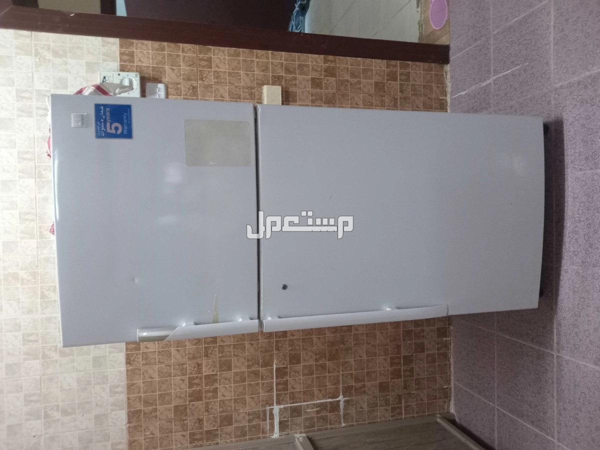 اثاث مستعمل  غساله ثلاجه مسبح في البكيرية بسعر 800 ريال سعودي